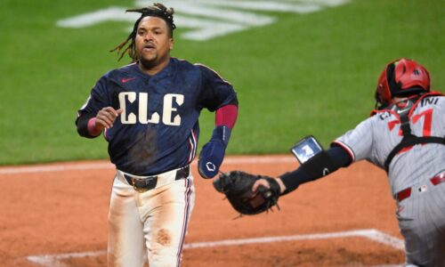 Cleveland Guardians score tonight vs Twins. Minnesota wins in 11
