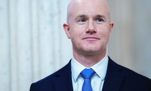 Coinbase didn’t just lay off 14% of its staff due to AI. It replaced managers with ‘player-coaches’ and turned its org chart upside down