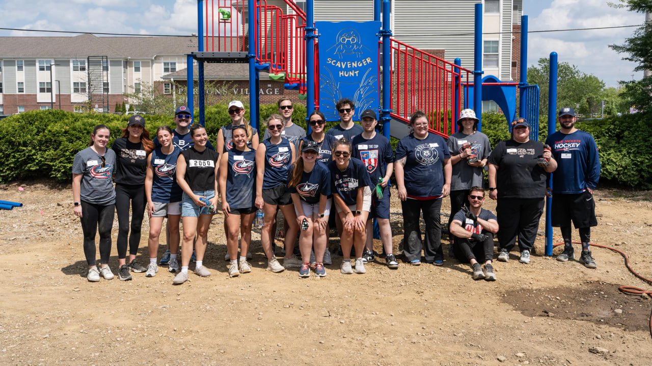 Columbus Early Learning Center gets CBJ-themed playground