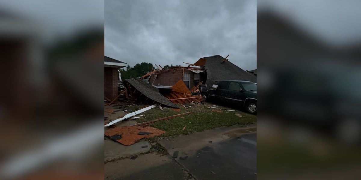 Damage reported, warnings and watches issued as strong storms move through Pine Belt