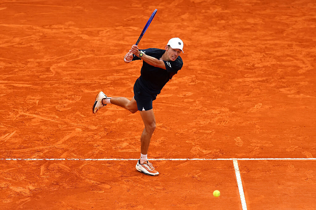 De Minaur fertigt Darderi ab, auch Lucky Loser Kovacevic im Halbfinale · tennisnet.com