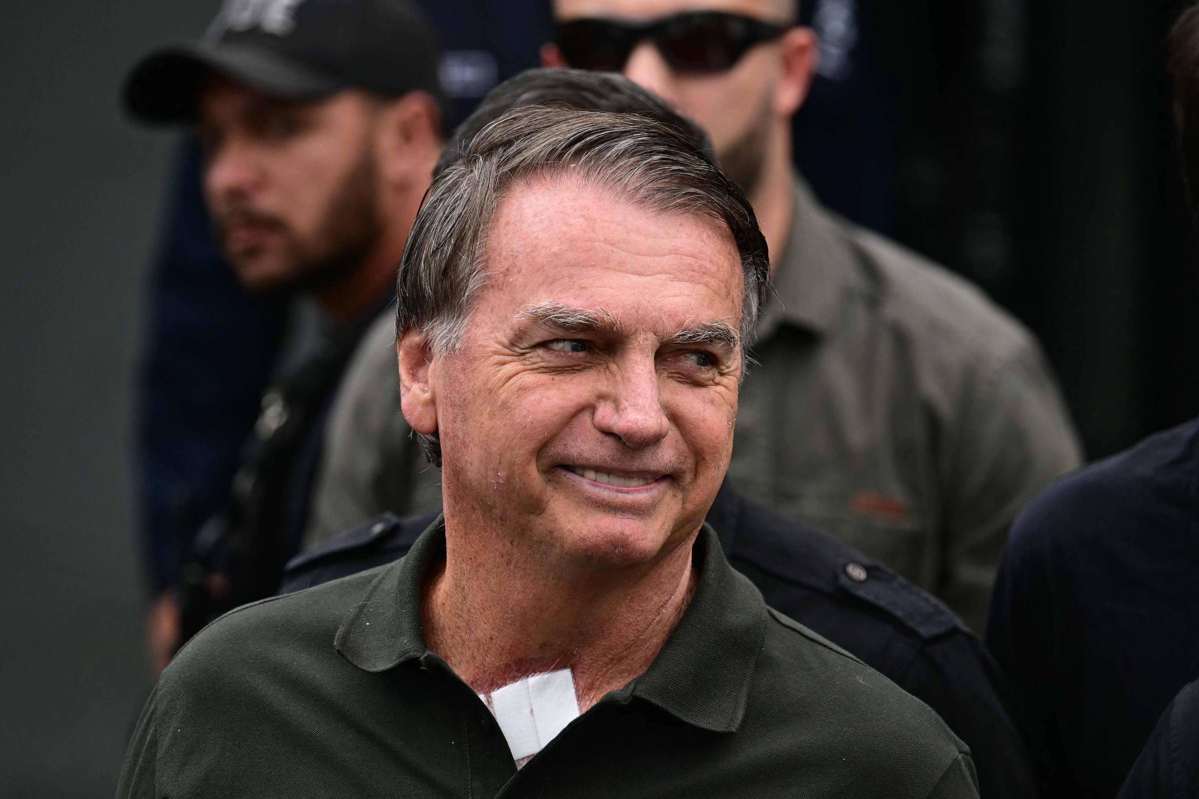 Defesa de Bolsonaro pede a Fachin anulação de condenação – 08/05/2026 – Política