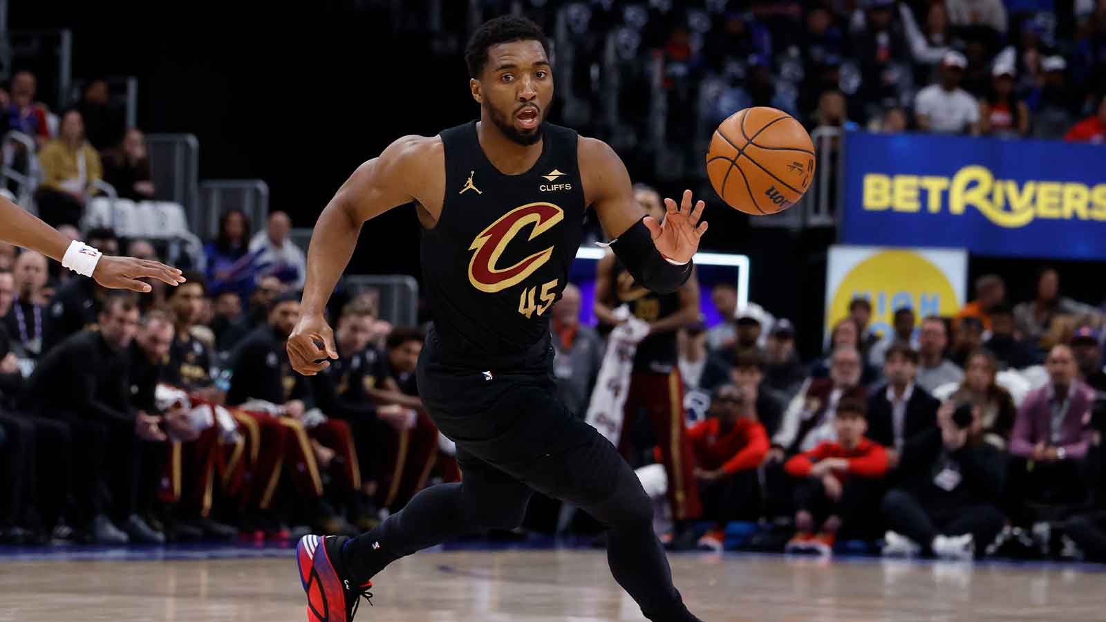 Donovan Mitchell nearly injures Tobias Harris with devastating move