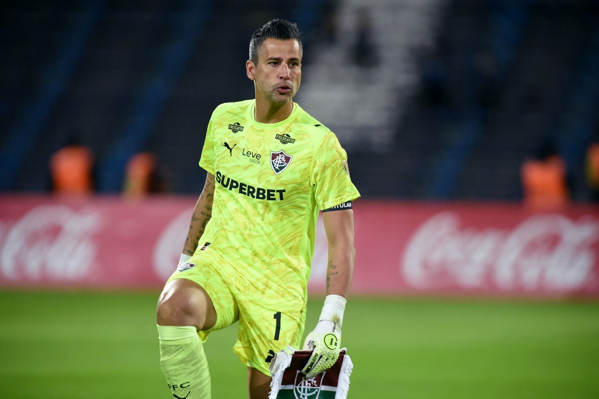 Fábio, do Fluminense, comenta falta de chances na Seleção: “Não faço meu melhor pela CBF”