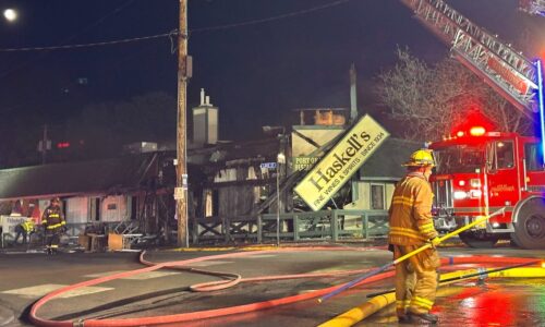 Fire damages Haskell’s bar and liquor store in Excelsior
