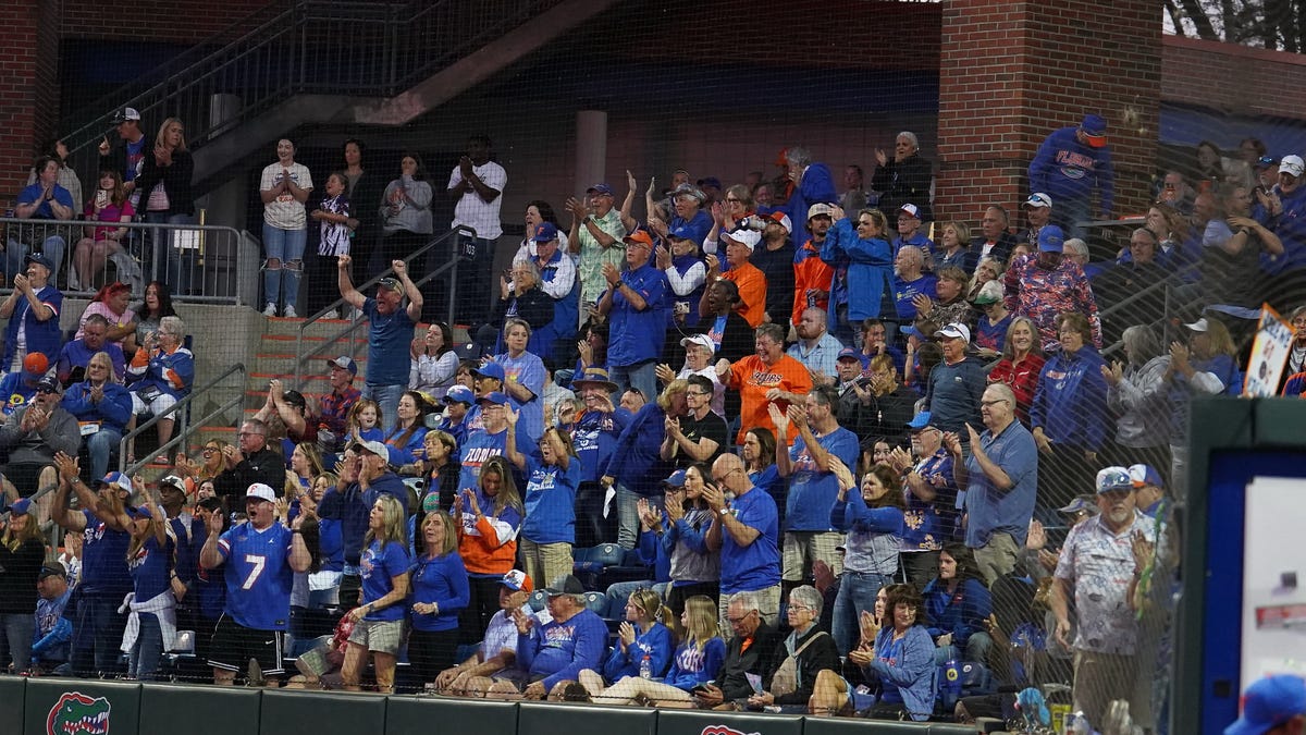 Florida softball fan ejected after confrontation with Mia, Jason Williams’ family