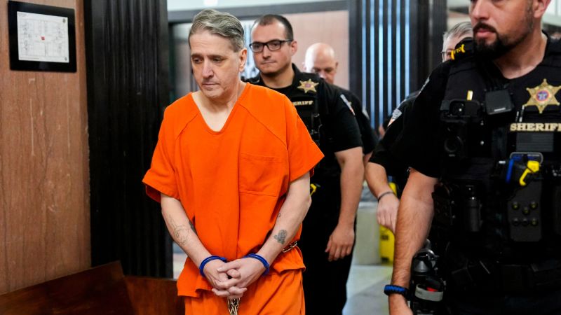 Former death row inmate Richard Glossip granted $500,000 bail after nearly 30 years in prison