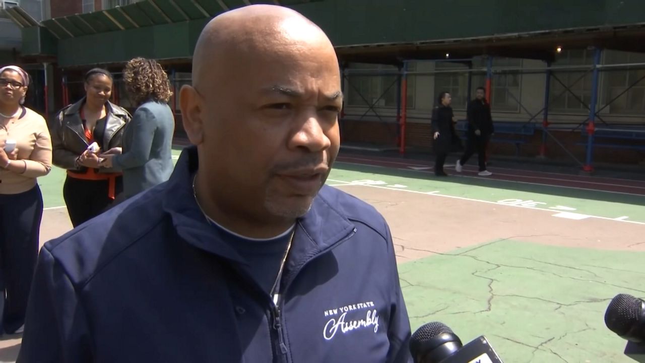 Heastie clarifies comments opposing Hochul’s announcement