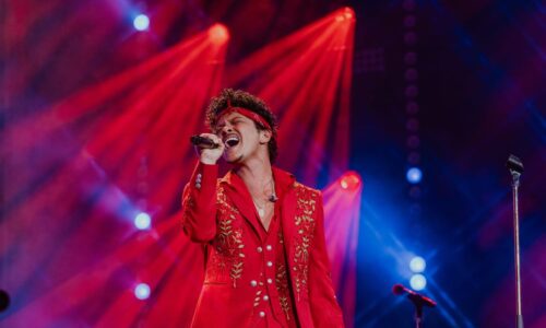 How to buy Bruno Mars Chicago concert tickets at Soldier Field