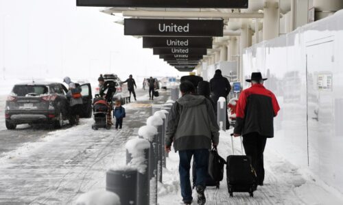 Hundreds of flights delayed, dozens canceled at DIA