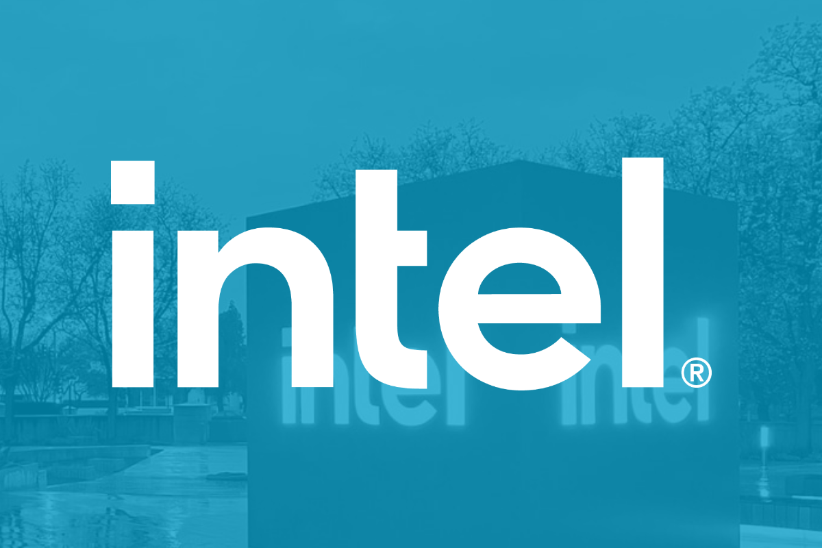 Intel Is Up 170% This Year. Should Investors Buy or Be Worried?
