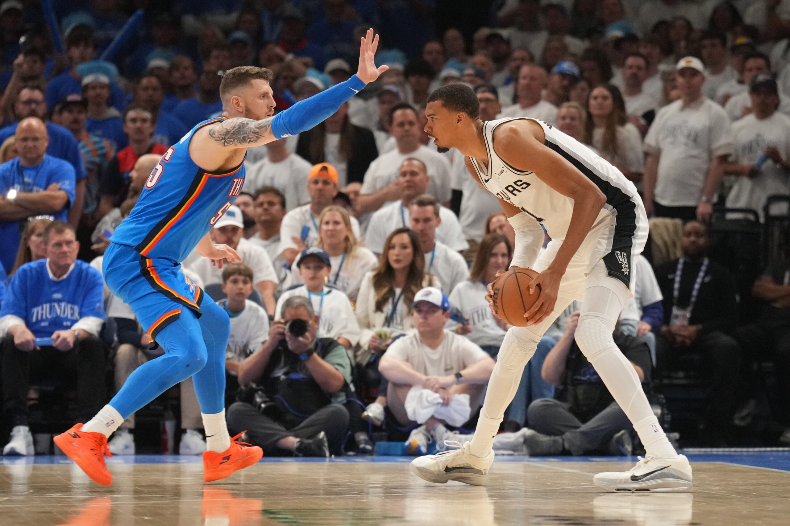 Isaiah Hartenstein stays true to his game, helps spark Game 2 victory