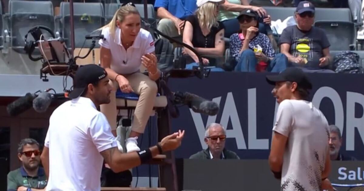 Italian Open fans erupt into boos as star confronts umpire at crucial moment | Tennis | Sport