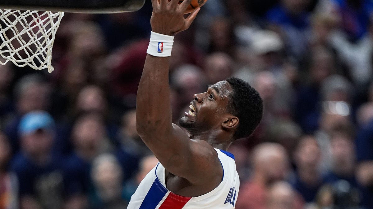 Jalen Duren injury update after ankle roll in Pistons Cavaliers Game 6