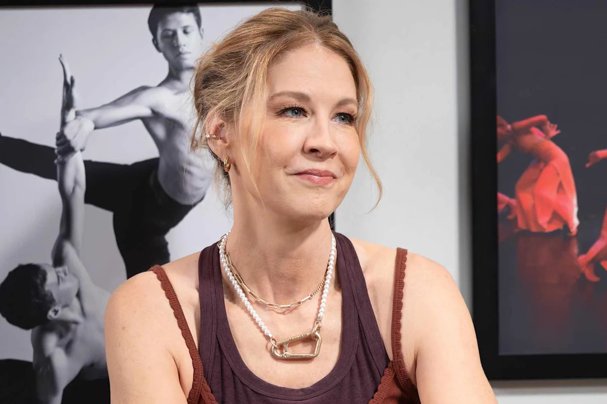 Jenna Elfman addresses her future on “Shifting Gears” after joining new show