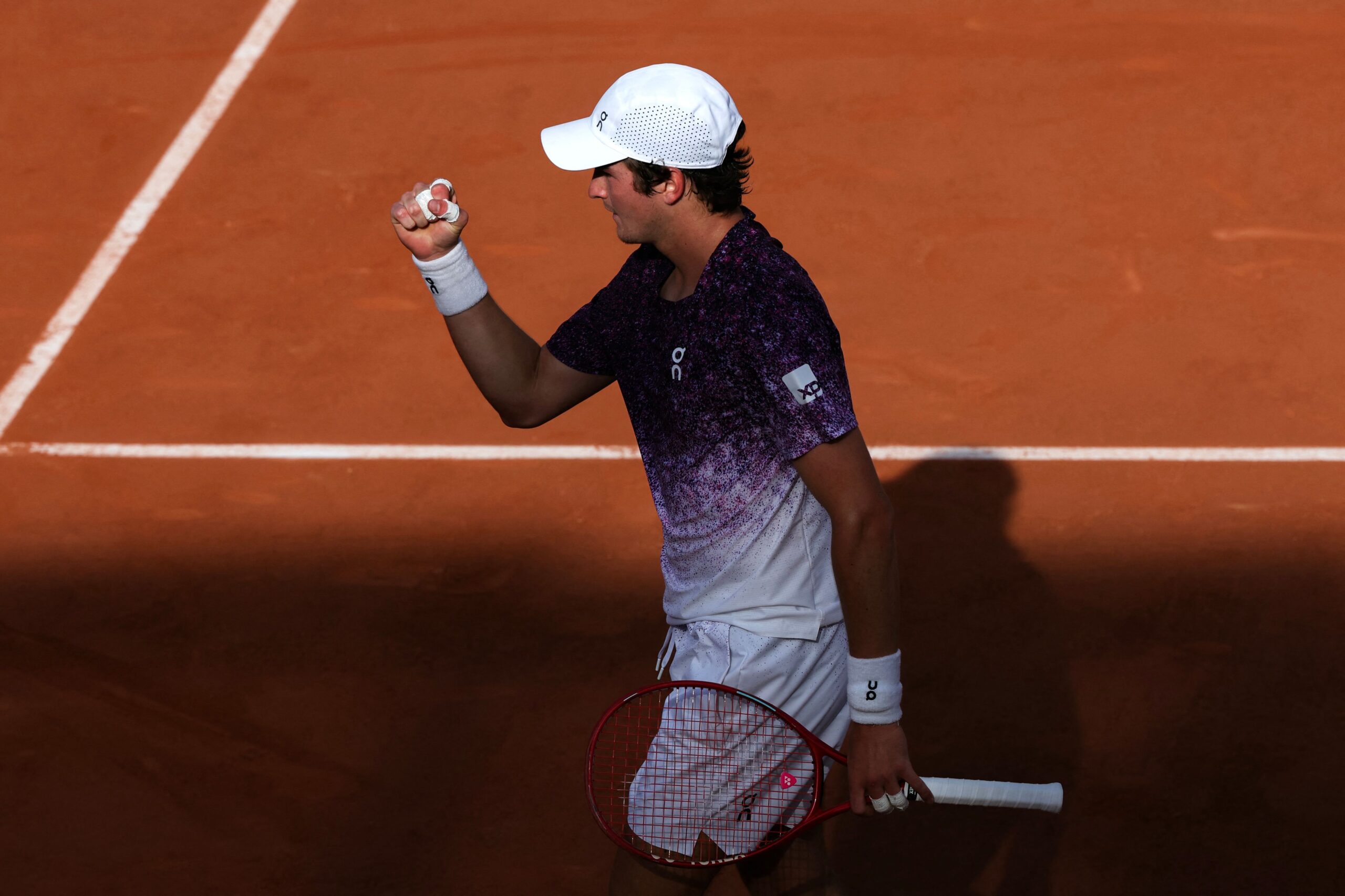 João Fonseca terá duelo ‘Next Gen’ em Roland Garros diante de croata especialista no saibro; veja horário e onde assistir