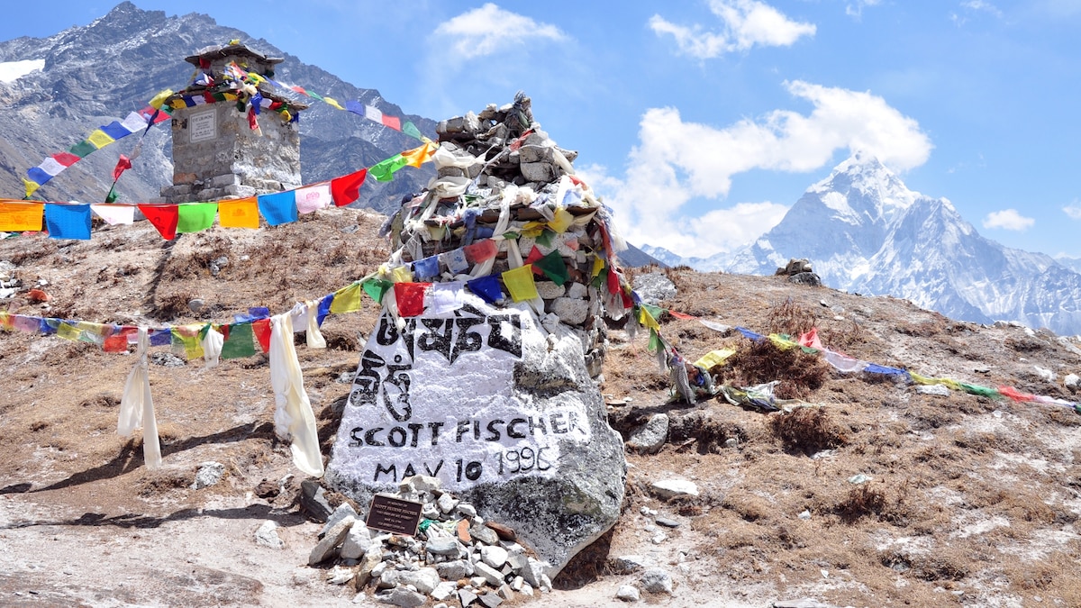 Jon Krakauer on his Everest climb: ‘I wish I’d never gone’