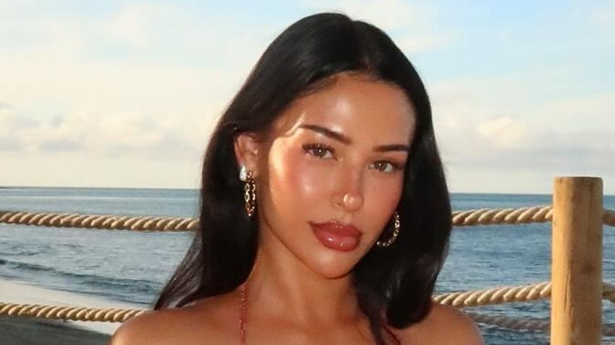 Jude Bellingham’s WAG drops jaw-dropping snaps ahead of Real Madrid vs Barcelona as feud arises