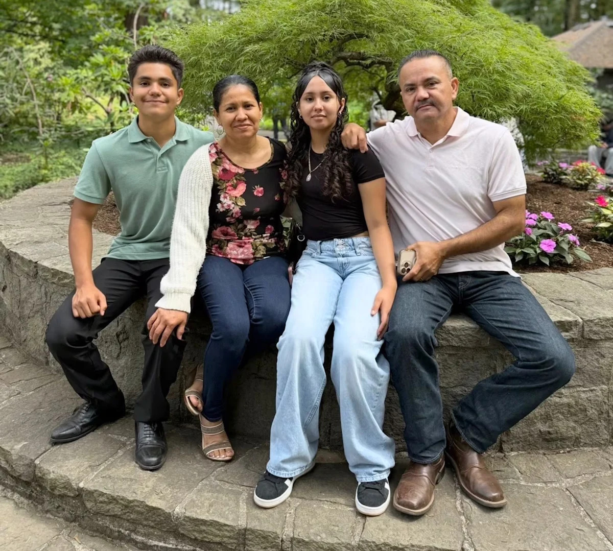Judge orders release of Albany mom after 4 months in ICE detention