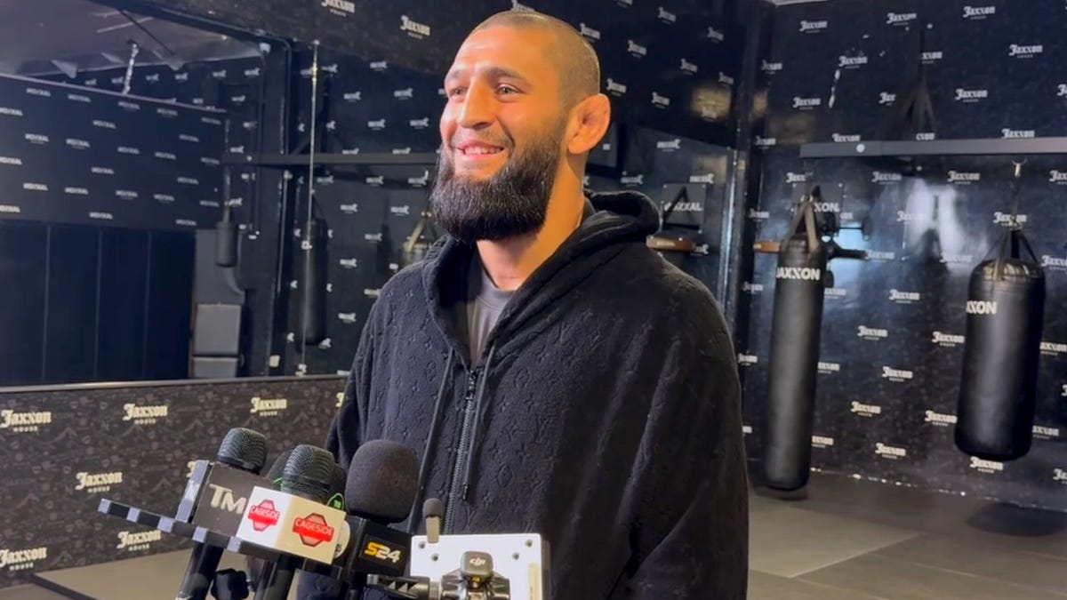 Khamzat Chimaev down for Zuffa Boxing match vs. Conor McGregor