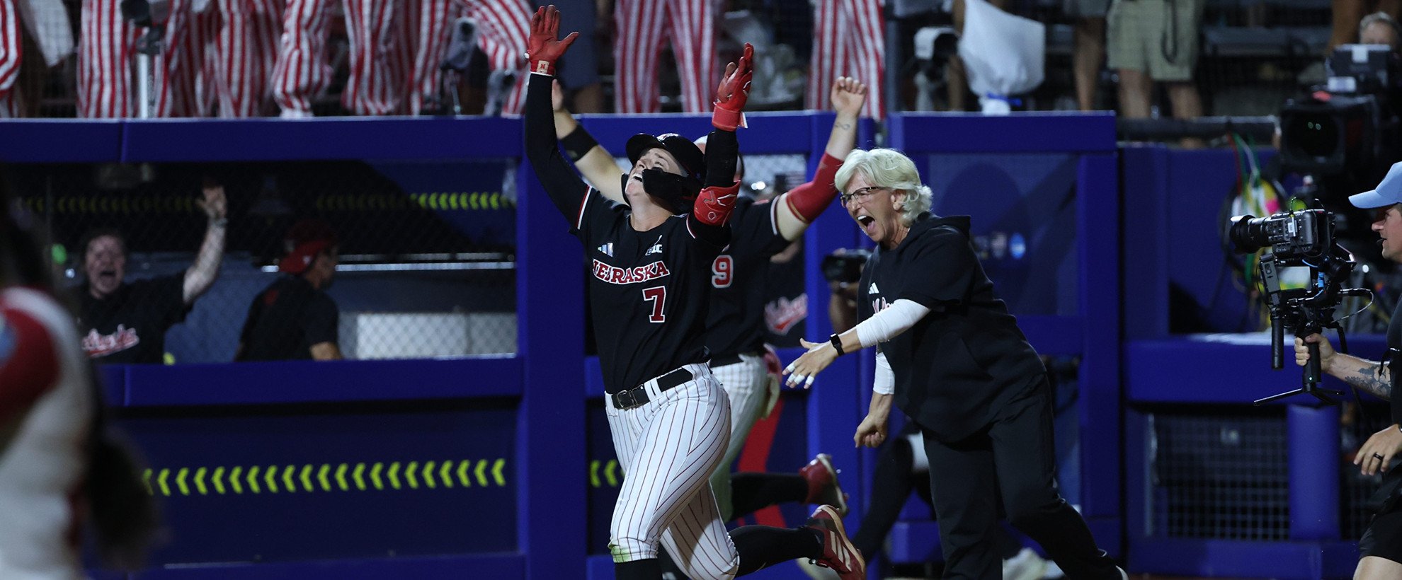 Kuszak Walks Off Arkansas in 10th Inning of Women’s College World Series Opener – University of Nebraska