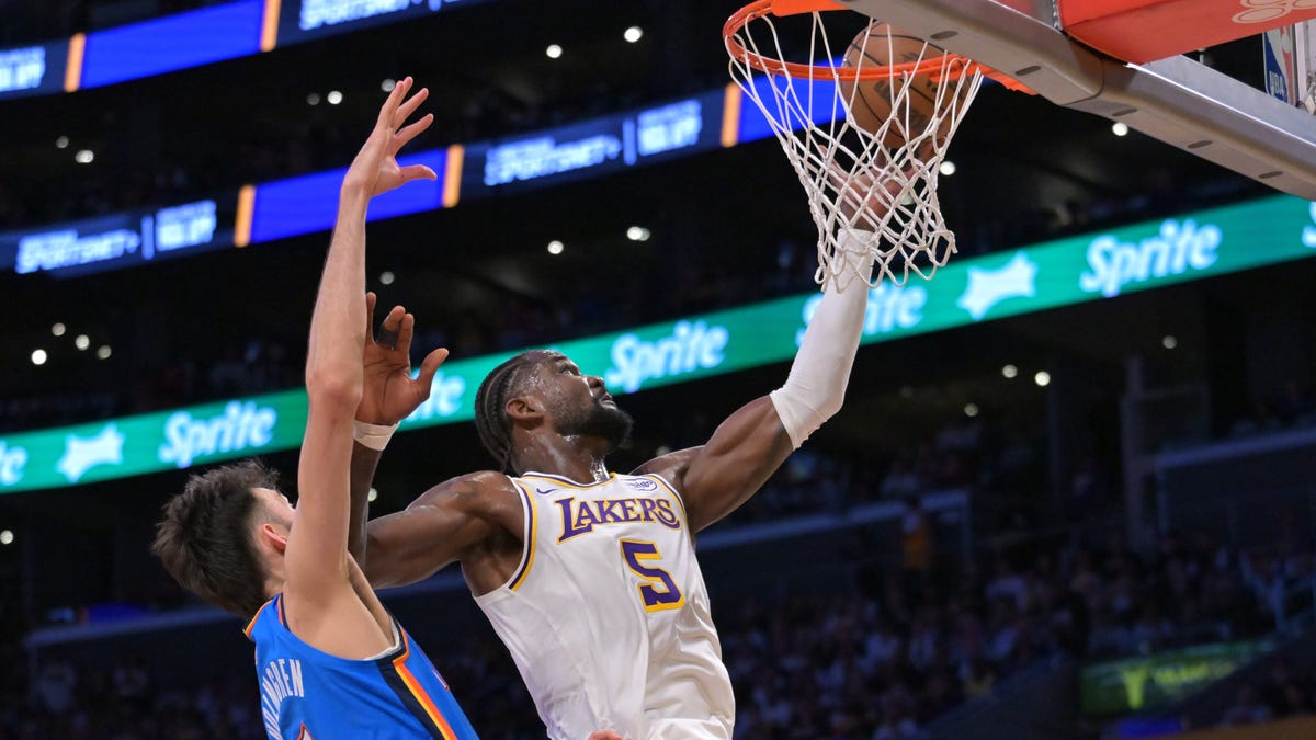 Lakers big Deandre Ayton ripped after Lakers Game 3 loss
