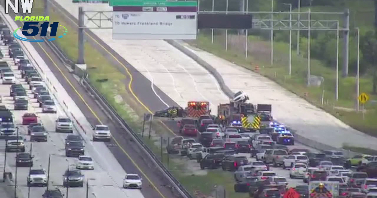 Lanes closed after major crash on I-275 in St. Petersburg