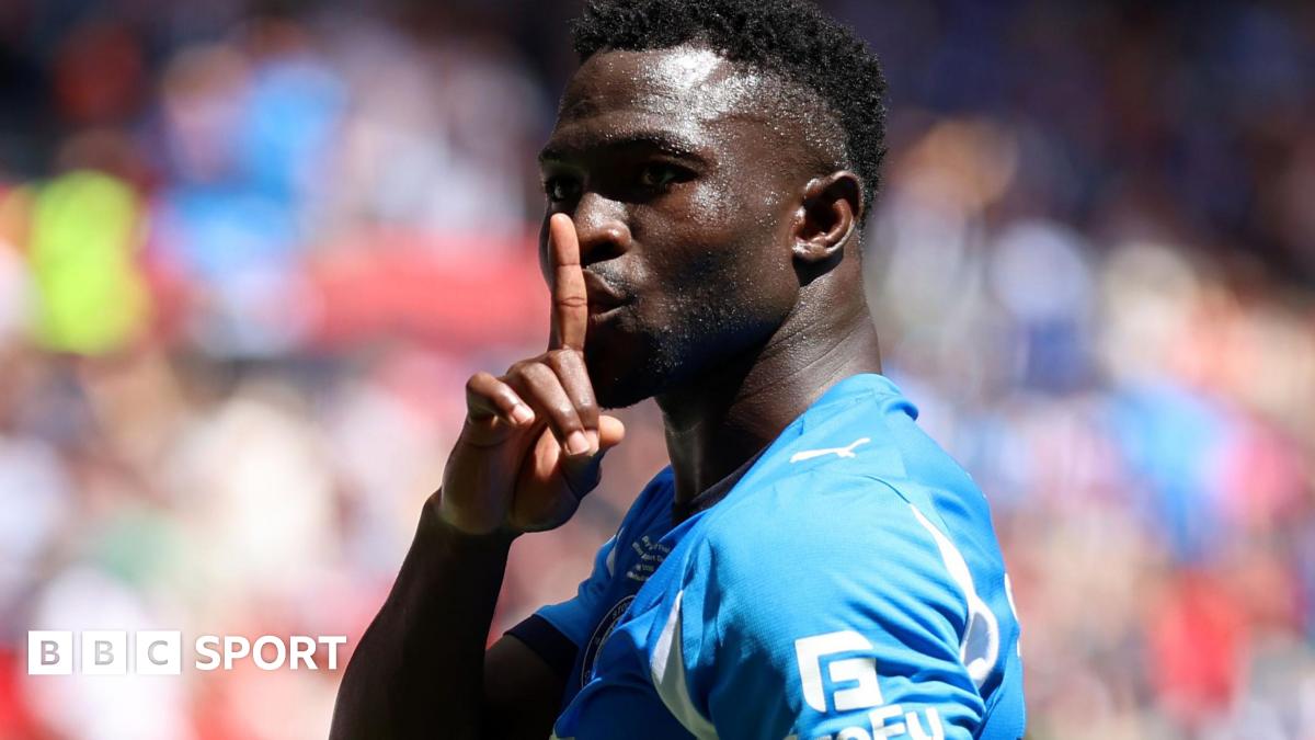 League One play-off final LIVE: Bolton Wanderers v Stockport County text commentary