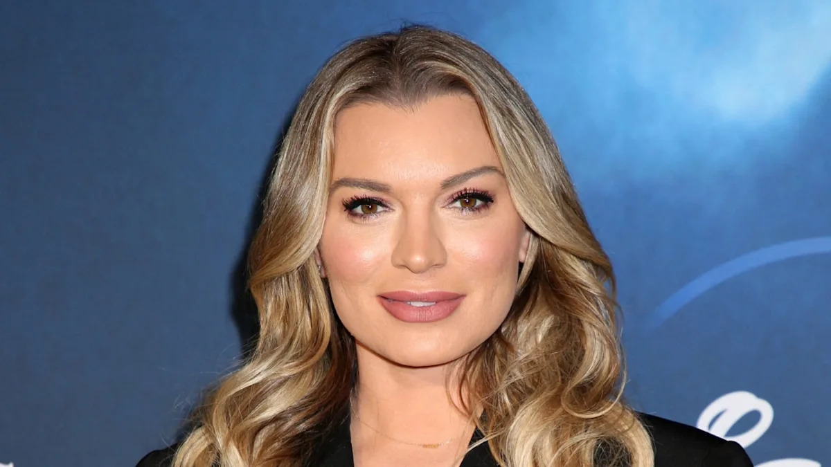 Lindsay Hubbard Says OG ‘Summer House’ Cast Came Together After Amanda Batula-West Wilson ‘Scandal Broke’ (Exclusive)