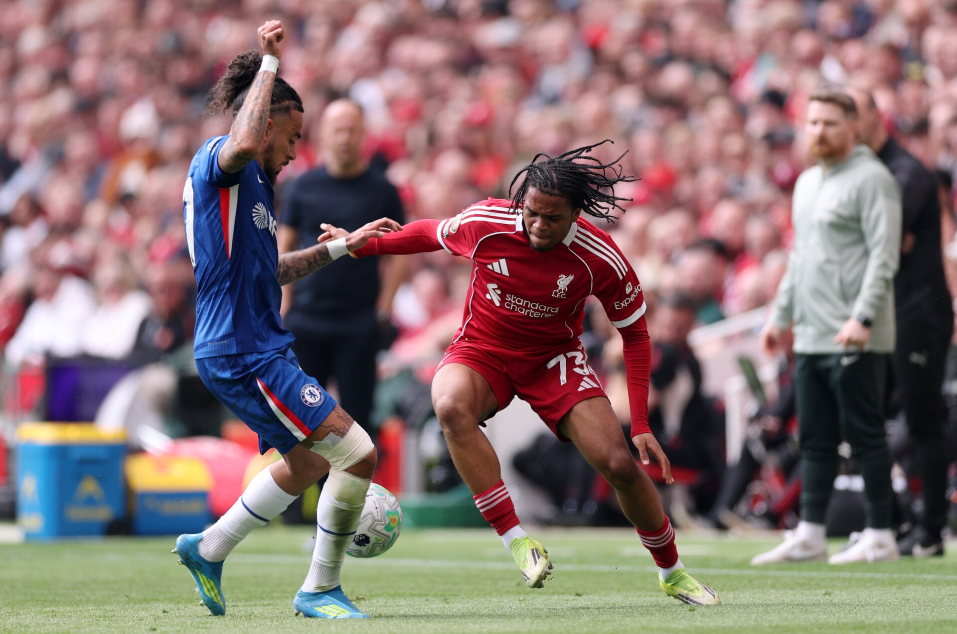 Liverpool fans all make same Rio Ngumoha point vs Chelsea, Arne Slot should take note