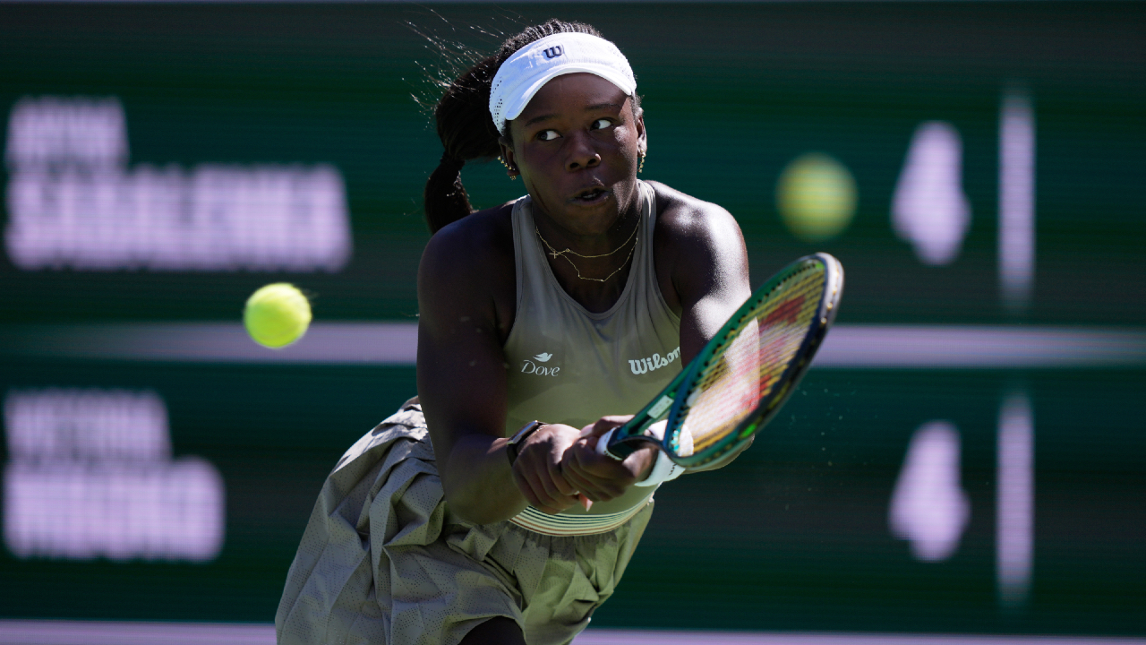 Mboko cruises into second round at French Open, Shapovalov eliminated