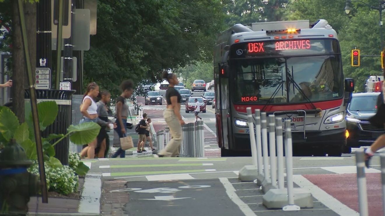 Metro cracking down on fare evasion after 70% of bus riders skip payment