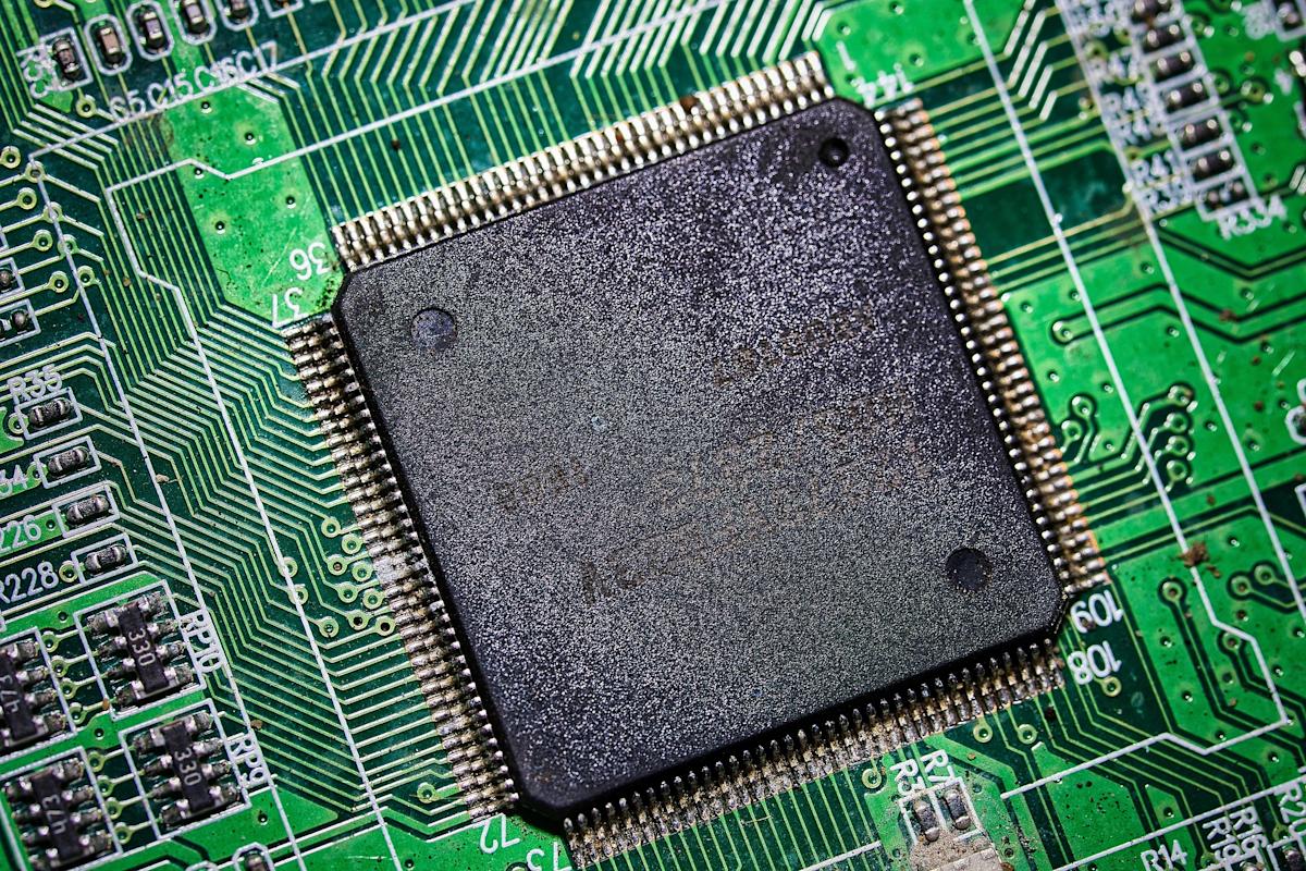 Micron Stock Surged 9x But History Suggests Caution.