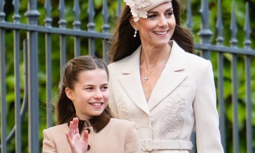 Mini-me? Princesa Charlotte e a elegância herdada de Kate Middleton