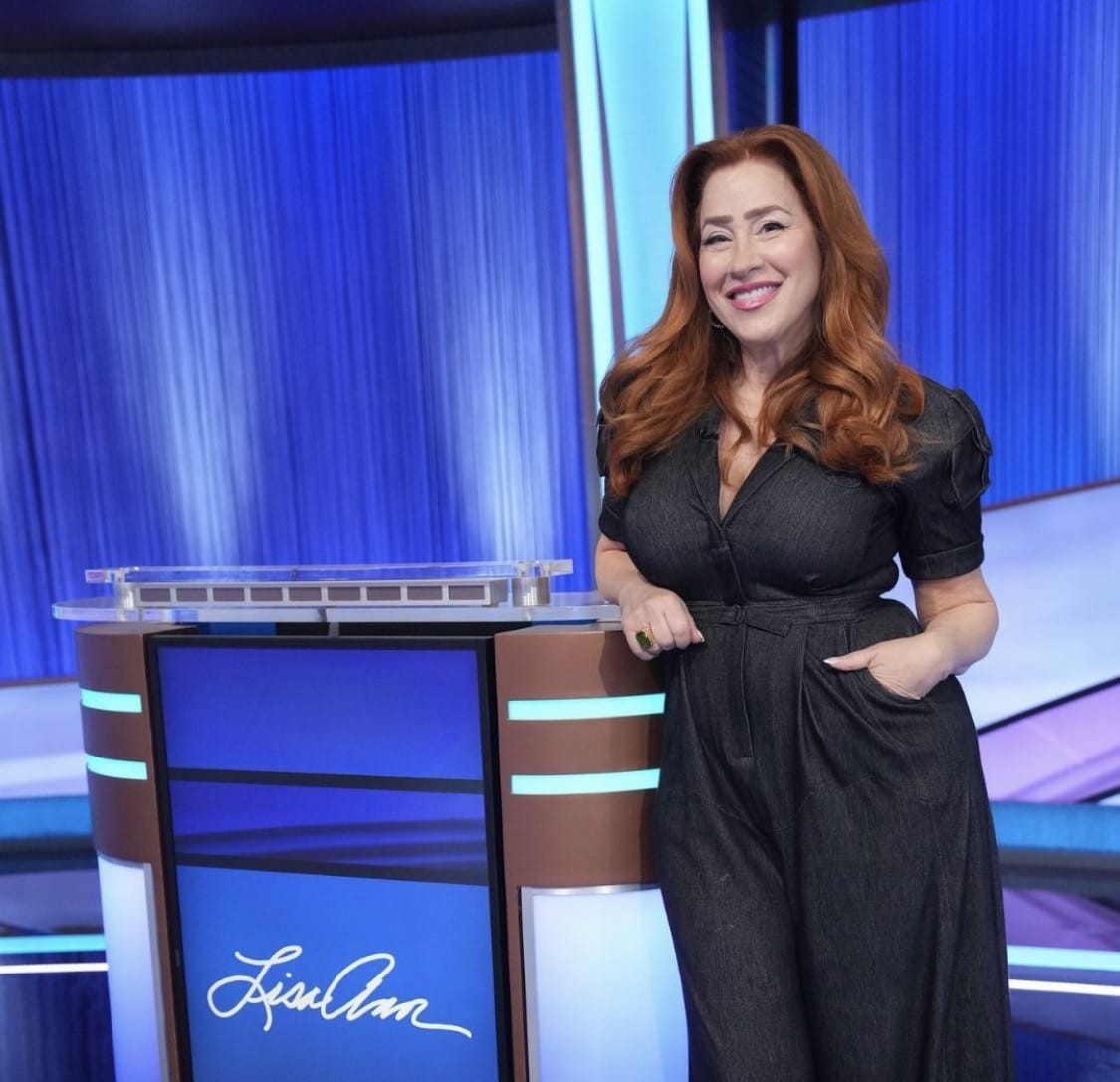 Montgomery County Native Lisa Ann Walter Competing on Celebrity Jeopardy Tonight