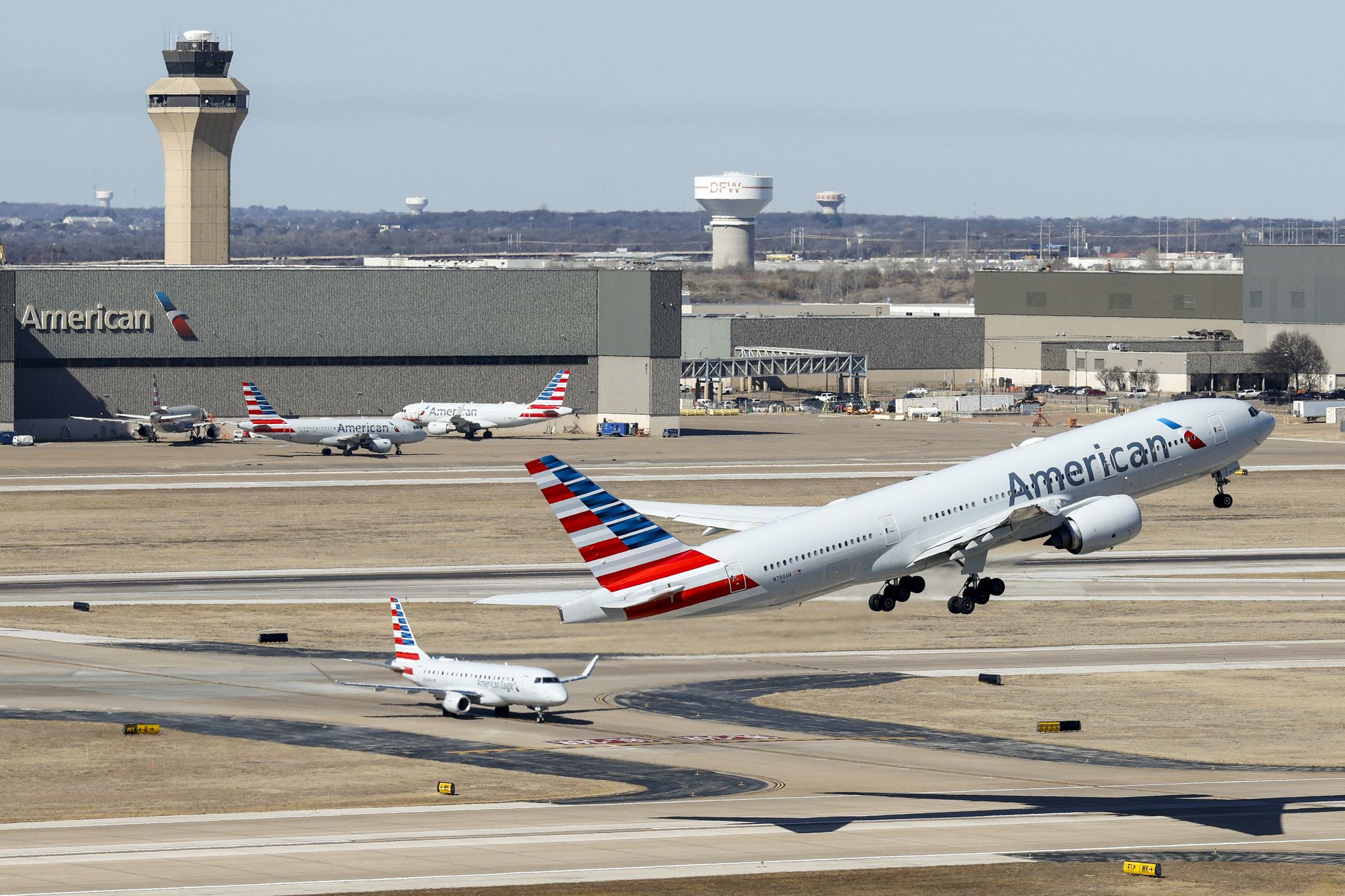 More than 200 flights canceled at DFW International Airport
