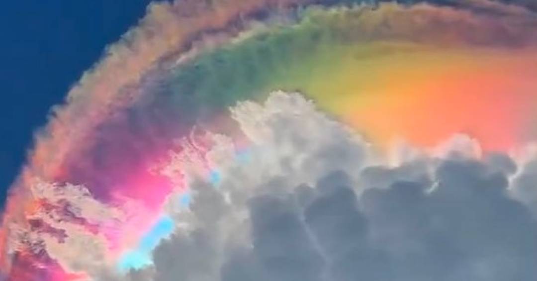 O que é a ‘nuvem arco-íris’ vista na Indonésia? Entenda a iridescência
