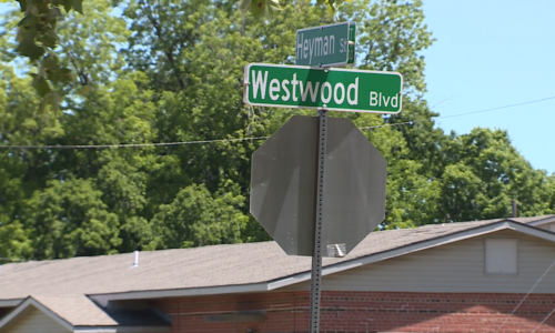OKC police search for suspect after deadly apartment shooting