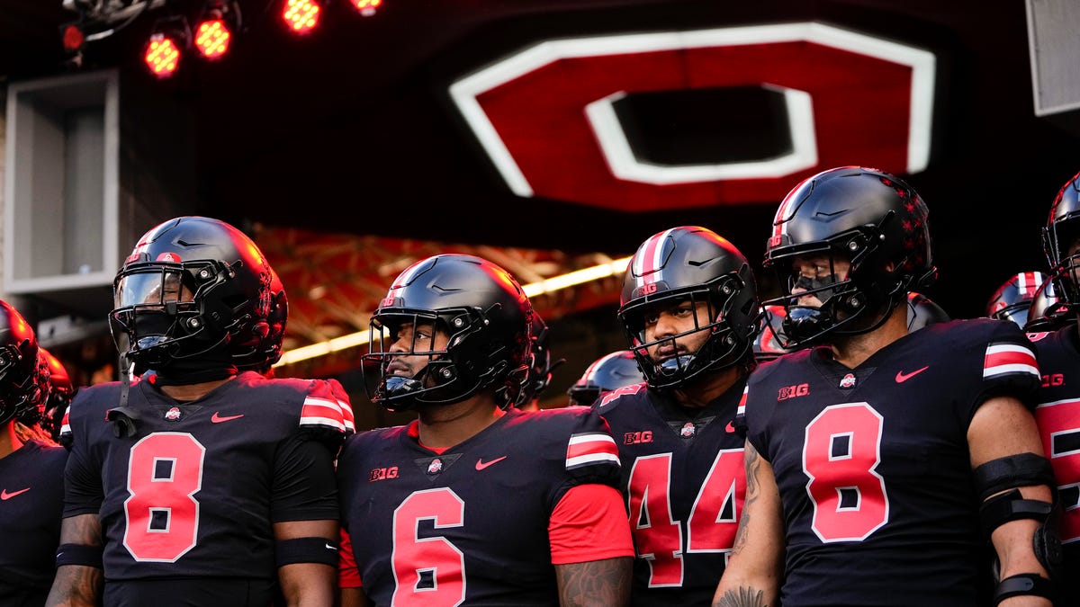 Ohio State football to wear all-black uniforms in 2026