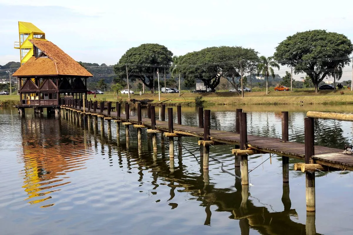 Parque Náutico ganha chalana infantil e campo de futebol americano