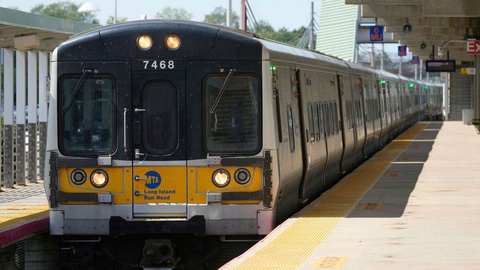 Possible LIRR strike 2026 could happen Saturday if no deal is reached