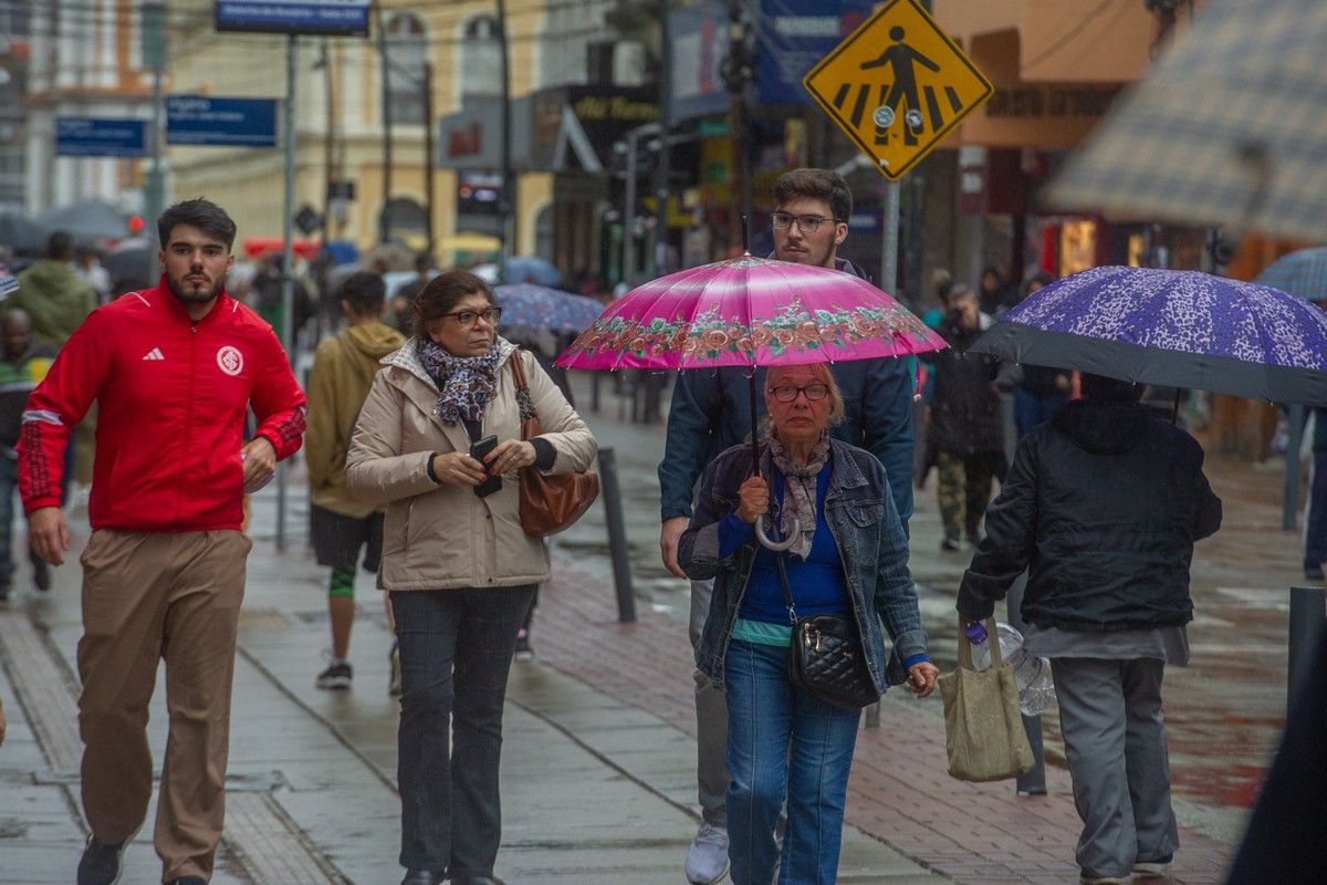 Primeira onda de frio do ano avança pelo Centro-Sul e derruba temperaturas em várias regiões do país