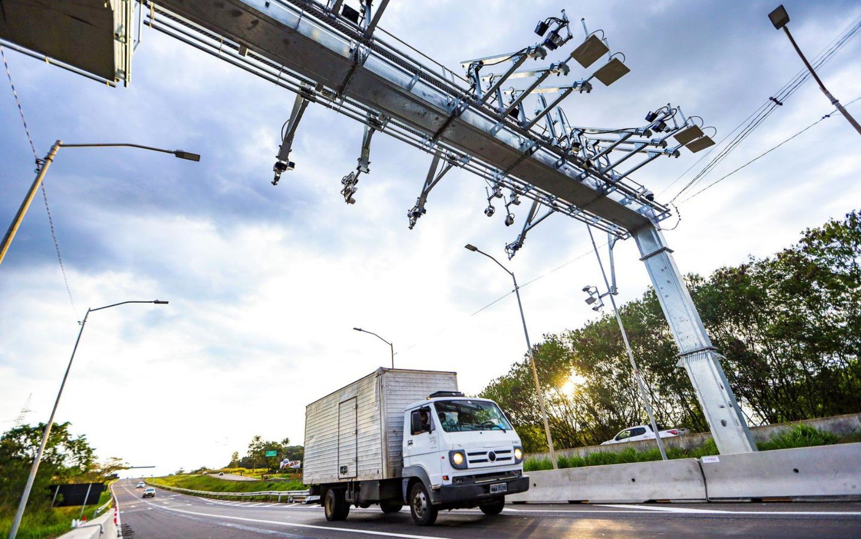 Primeiro pedágio eletrônico de Goiás começa a cobrar no fim de maio