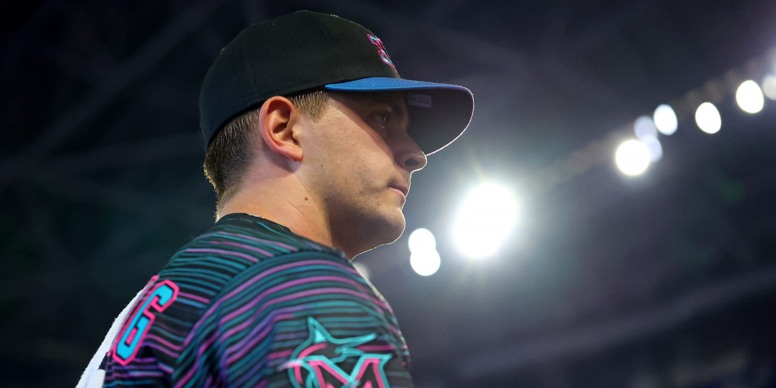 Robby Snelling placed on IL with left UCL sprain