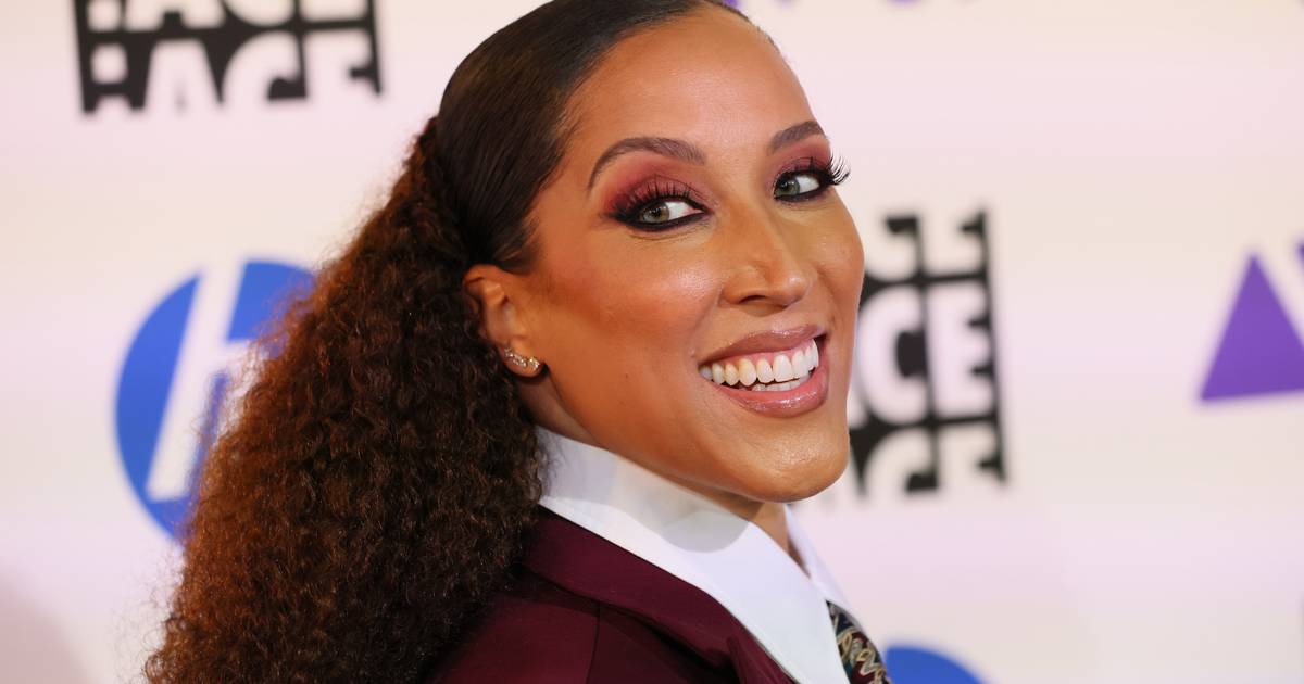 Robin Thede Says She’s Been Proposed to 5 Times and Said No Each and Every Time | News