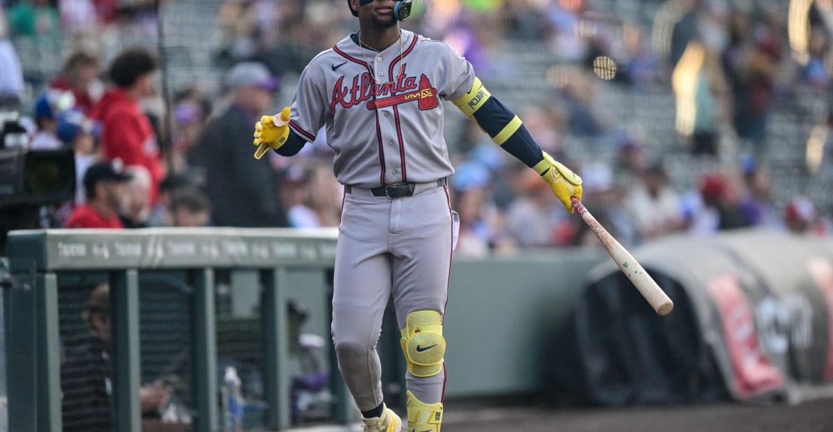Ronald Acuña Jr. exits game with apparent left hamstring ailment
