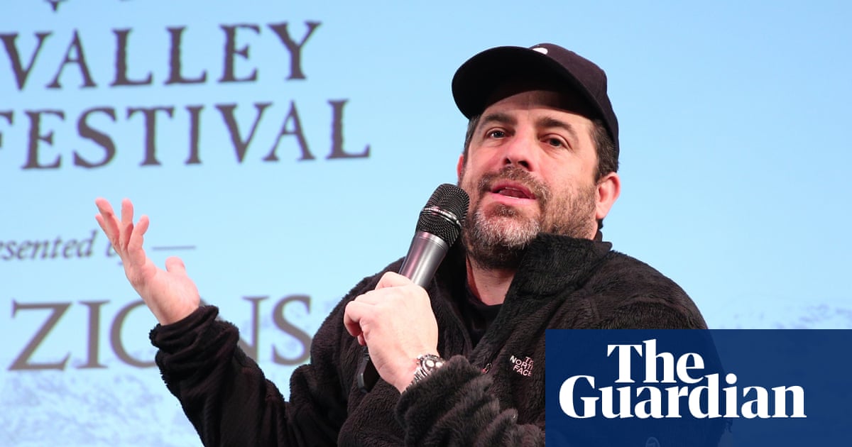 Rush hour on Air Force one as Melania director Brett Ratner joins Trump China trip | Trump administration