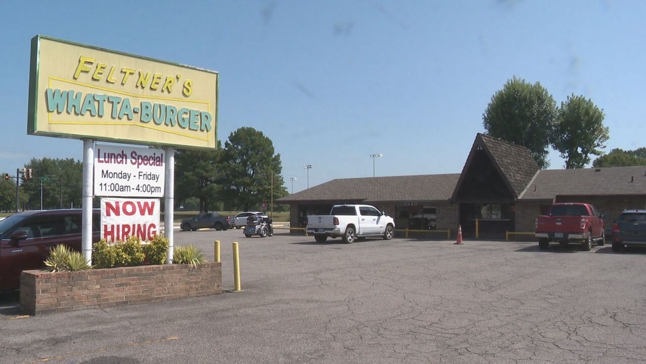 Russellville bids farewell as Feltner’s Whatta-burger closes after 58 years