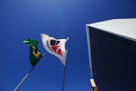 STF forma maioria para exigir inscrição de advogados públicos na OAB