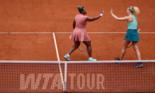 Siniakova and Townsend capture third straight WTA 1000 title in Madrid